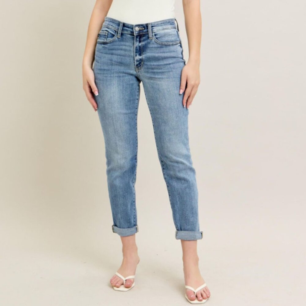 Judy Blue Bleach wash Boyfriend Jeans